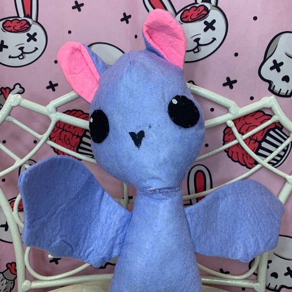 Handmade bat stuffed animal purple - Picture 2 of 2